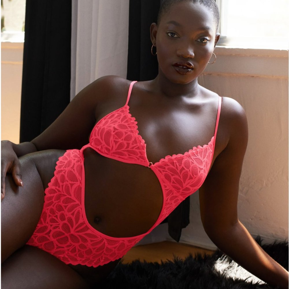 Savage Not Sorry Lace Bodysuit in hot pink
